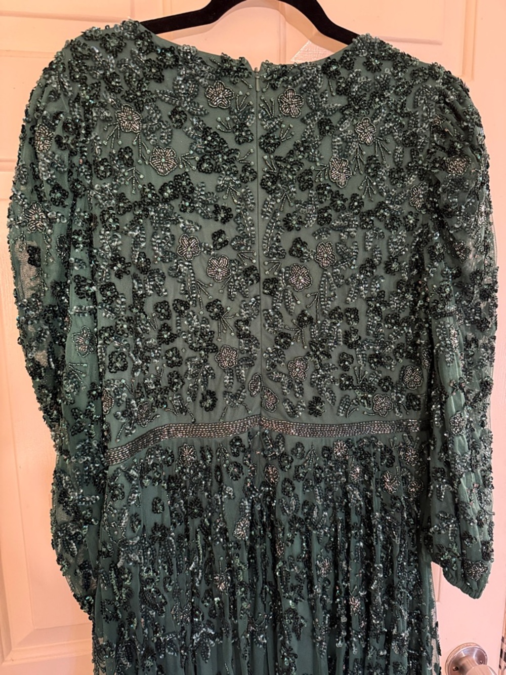 MAC DUGGAL
Green Embellished V Neck 3/4 Sleeve A Line Gown - Picture 11 of 13